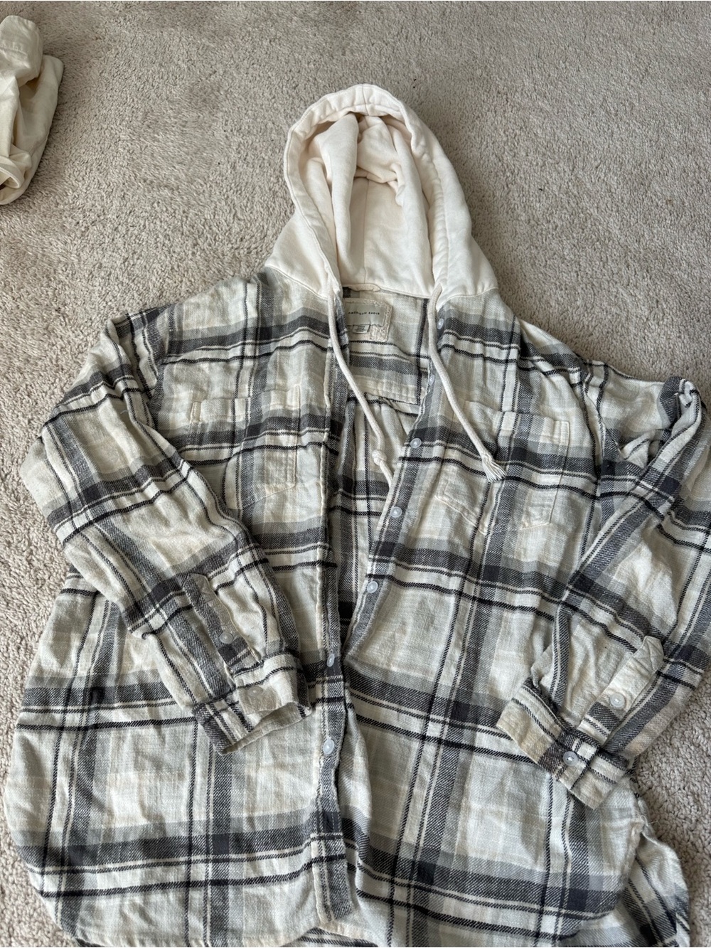 American Eagle Cream & Gray Plaid Hooded Shirt Jacket